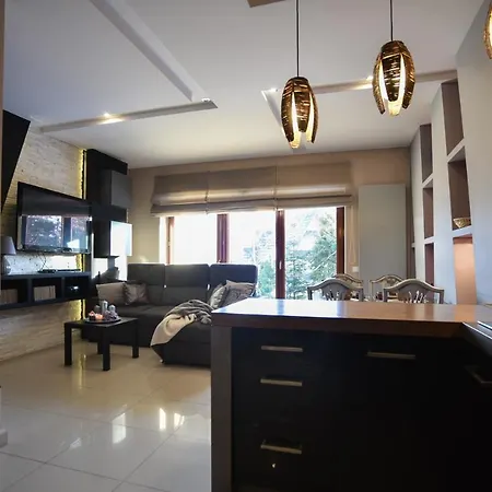 Szymoszkowa Luxury * 자코파네